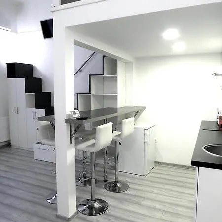 Belvarosi Apartman Miskolc Exterior photo